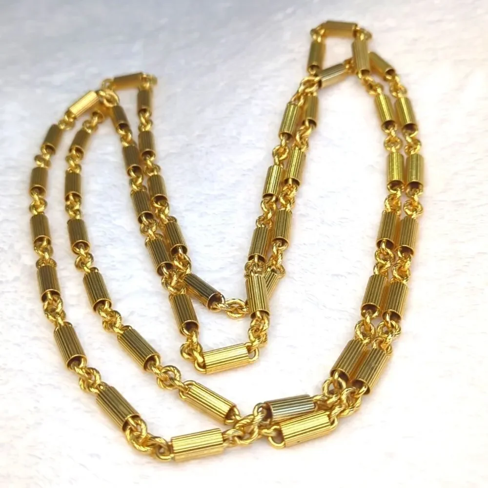 Vintage 1970's Goldtone 58" Chain Necklace with Ribbed Barrell Beads - Picture 5 of 13